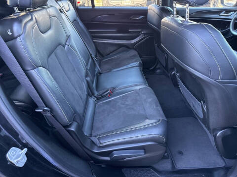 2024 Jeep Grand Cherokee L Altitude