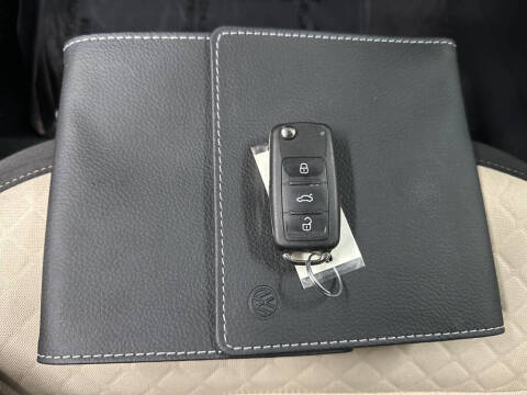 2019 Volkswagen Beetle Convertible 2.0T SE