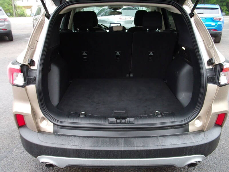 2020 Ford Escape SE