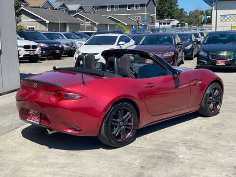 2016 Mazda MX-5 Miata Sport
