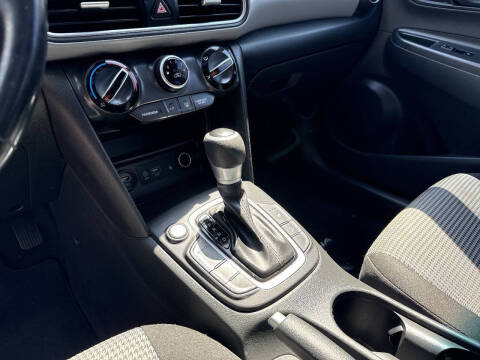 2021 Hyundai Kona SEL Plus