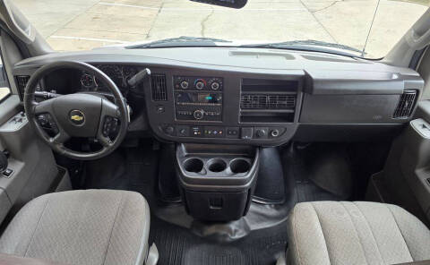 2022 Chevrolet Express 3500