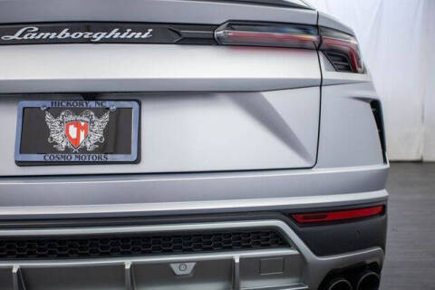 2022 Lamborghini Urus