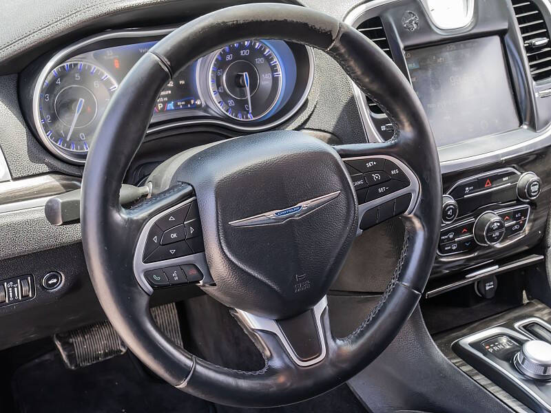2015 Chrysler 300 Limited
