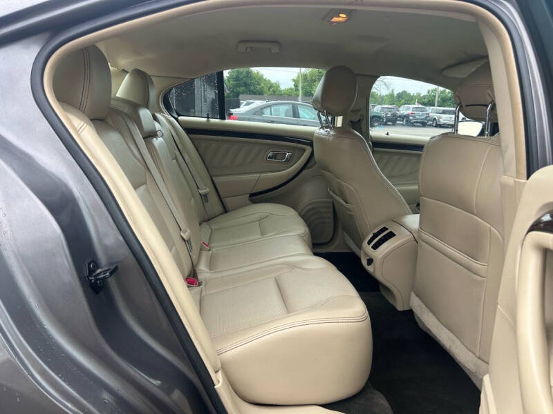 2013 Ford Taurus Limited