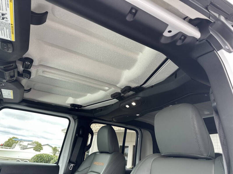 2024 Jeep Gladiator Mojave