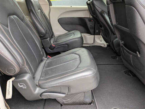 2019 Chrysler Pacifica Touring L Plus