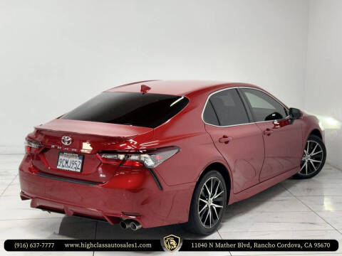 2022 Toyota Camry SE