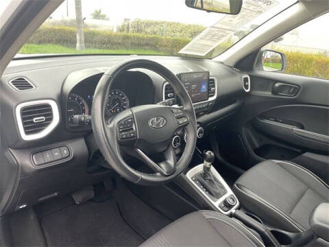 2022 Hyundai Venue Limited