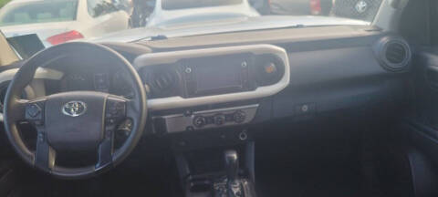 2018 Toyota Tacoma SR