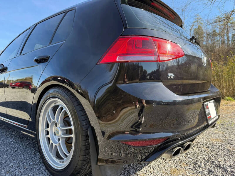 2017 Volkswagen Golf R 4Motion