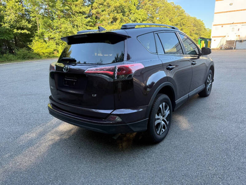 2018 Toyota RAV4 LE