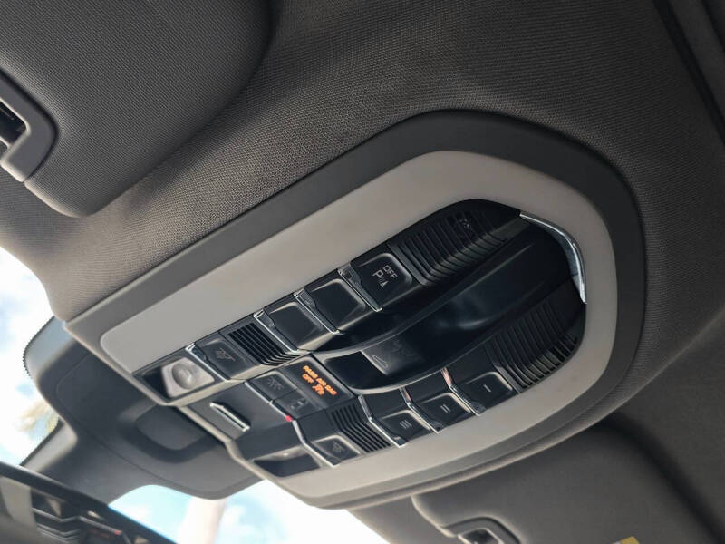 2015 Porsche Panamera S E-Hybrid