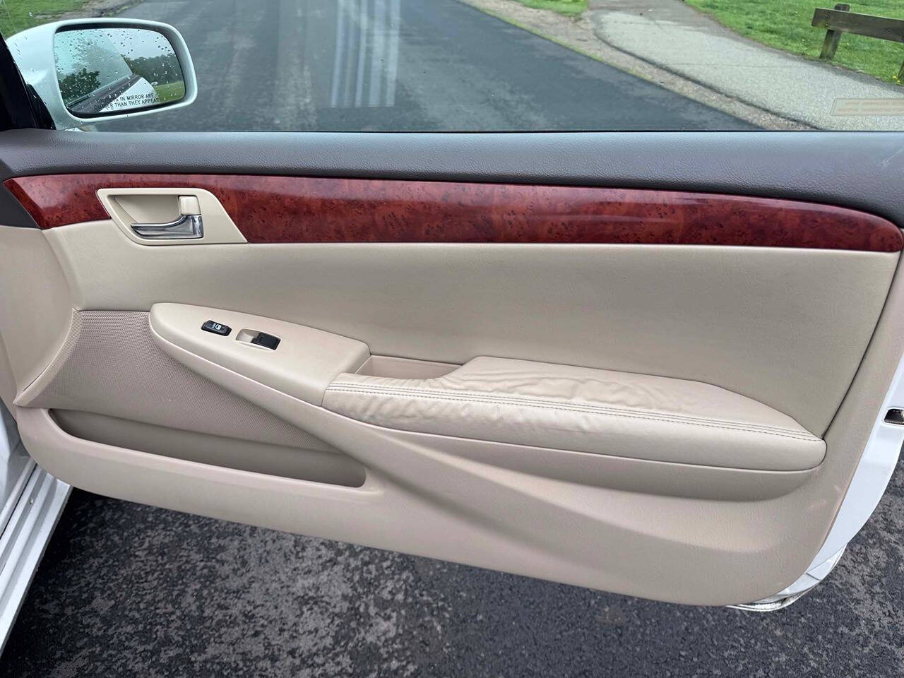 2006 Toyota Camry Solara 17