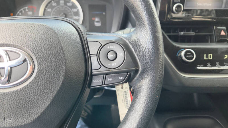 2022 Toyota Corolla LE