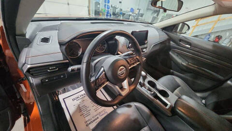 2021 Nissan Altima 2.0 SR