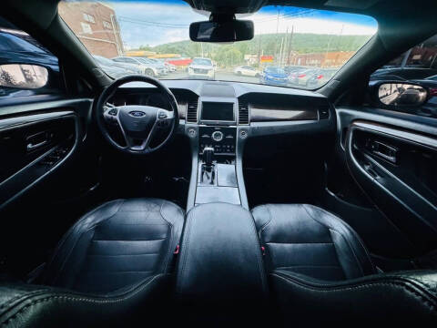 2014 Ford Taurus Limited