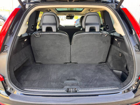 2019 Volvo XC90 T5 Momentum
