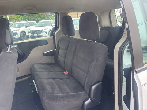 2016 Dodge Grand Caravan American Value Package