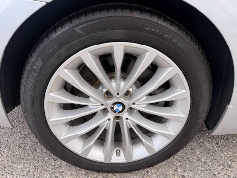 2019 BMW 5 Series 540i