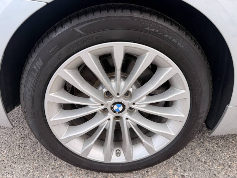 2019 BMW 5 Series 540i