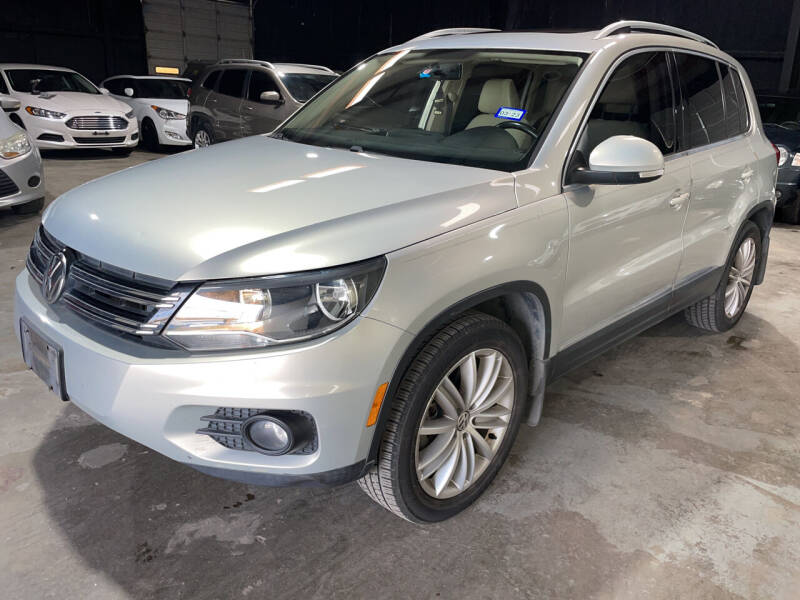 2014 Volkswagen Tiguan for sale at Safe Trip Auto Sales in Dallas TX