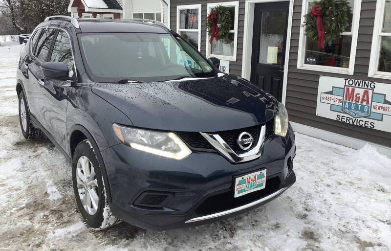 2016 Nissan Rogue SV's photo