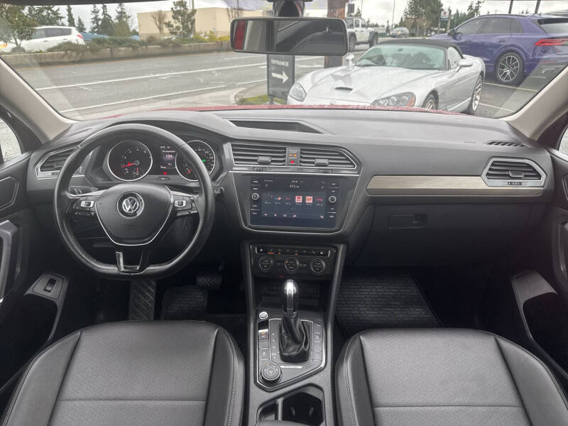 2018 Volkswagen Tiguan 2.0T SEL 4Motion