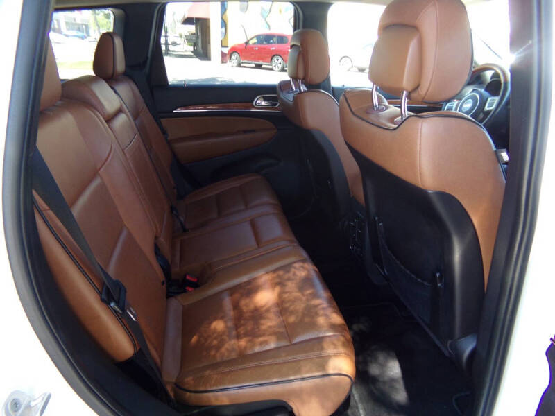 2011 Jeep Grand Cherokee Overland Summit