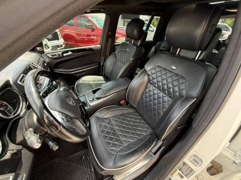 2013 Mercedes-Benz GL-Class GL 550 4MATIC