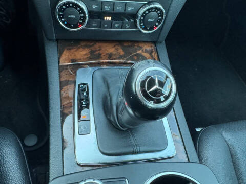 2012 Mercedes-Benz C-Class C 300 Luxury 4MATIC