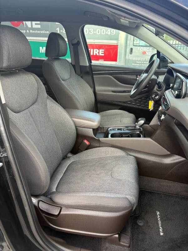 2019 Hyundai Santa Fe SE 2.4L