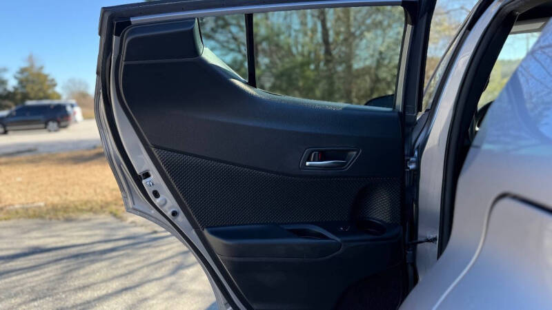 2019 Toyota C-HR XLE