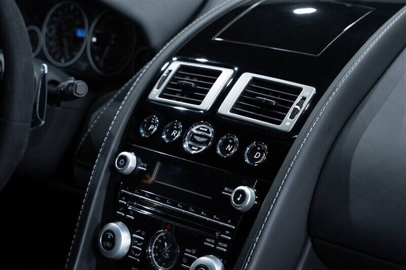 2010 Aston Martin DBS