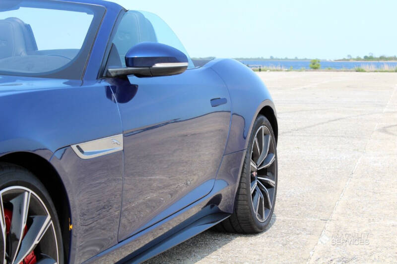 2021 Jaguar F-TYPE R