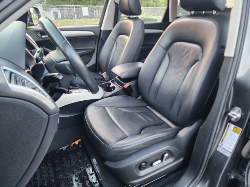 2017 Audi Q5 2.0T quattro Premium Plus