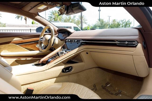 2024 Aston Martin DB12 V8