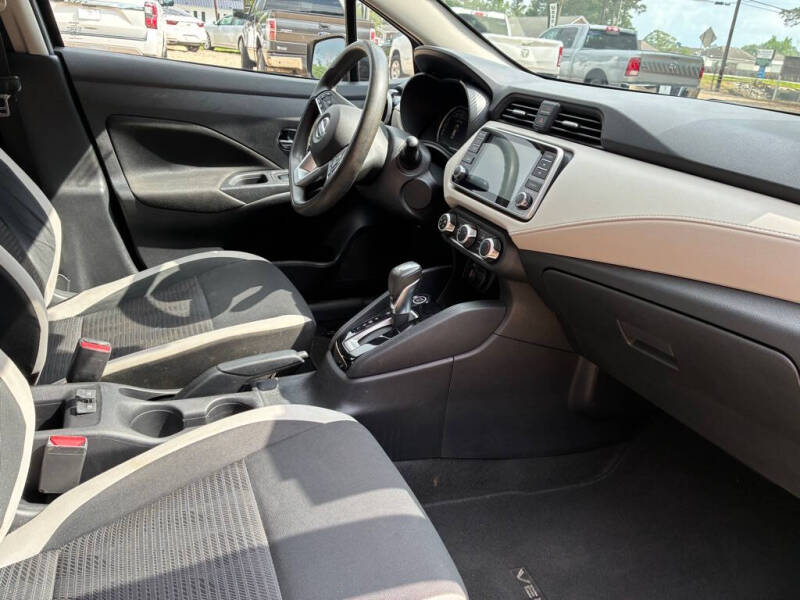 2021 Nissan Versa SV