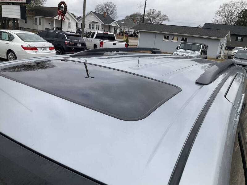 2017 Toyota Sienna XLE 8-Passenger