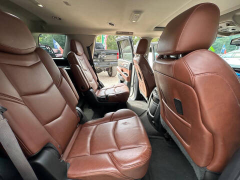 2015 Cadillac Escalade Luxury