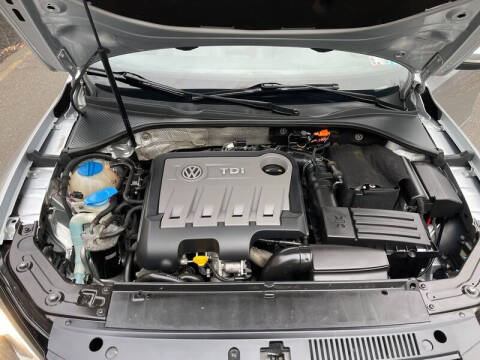 2014 Volkswagen Passat 2.0L TDI SEL Premium