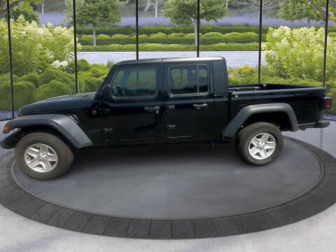 2023 Jeep Gladiator Sport