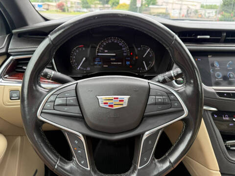 2019 Cadillac XT5 Luxury