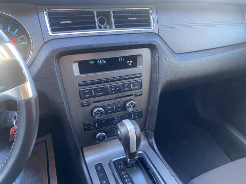 2013 Ford Mustang V6