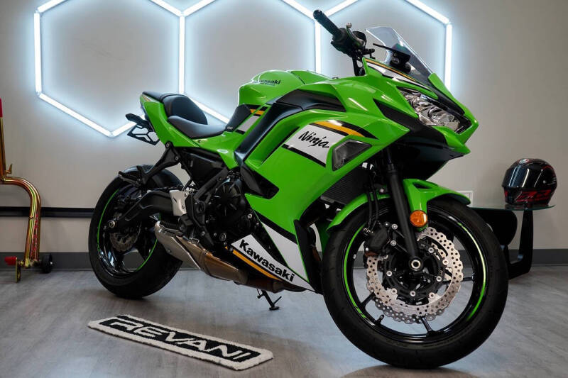 2025 Kawasaki Ninja 650 ABS KRT Edition