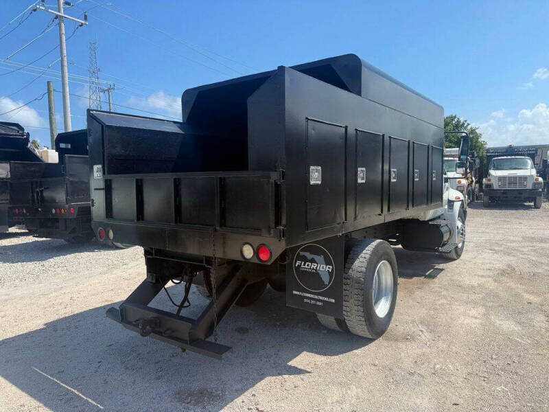 2004 International DuraStar 4300