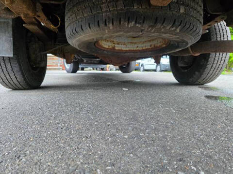 2005 Ford E-Series E-350 SD