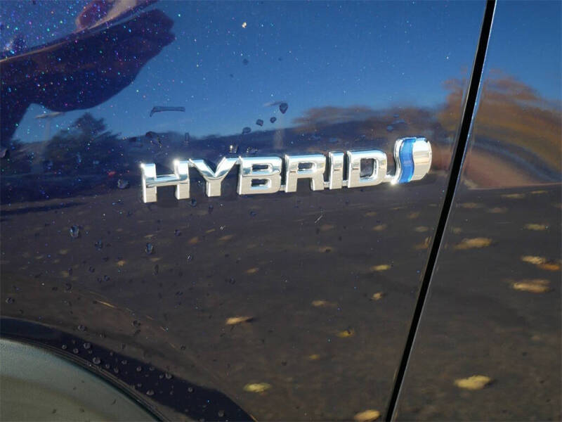 2020 Toyota RAV4 Hybrid XLE