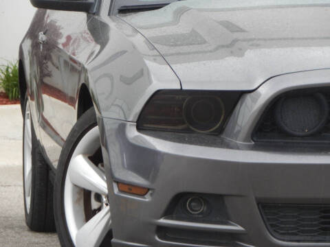 2014 Ford Mustang V6 Premium