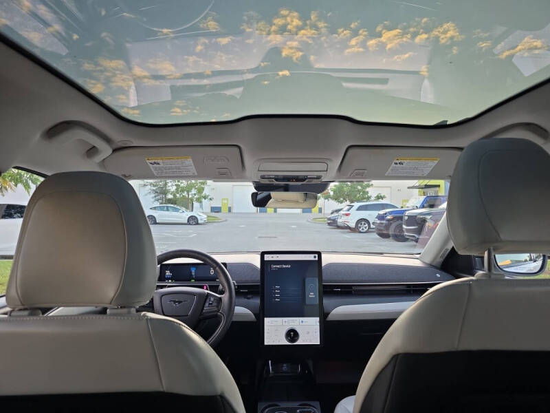 2021 Ford Mustang Mach-E Premium